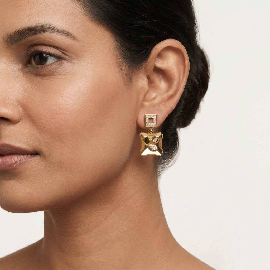 Noble Gleam Earrings